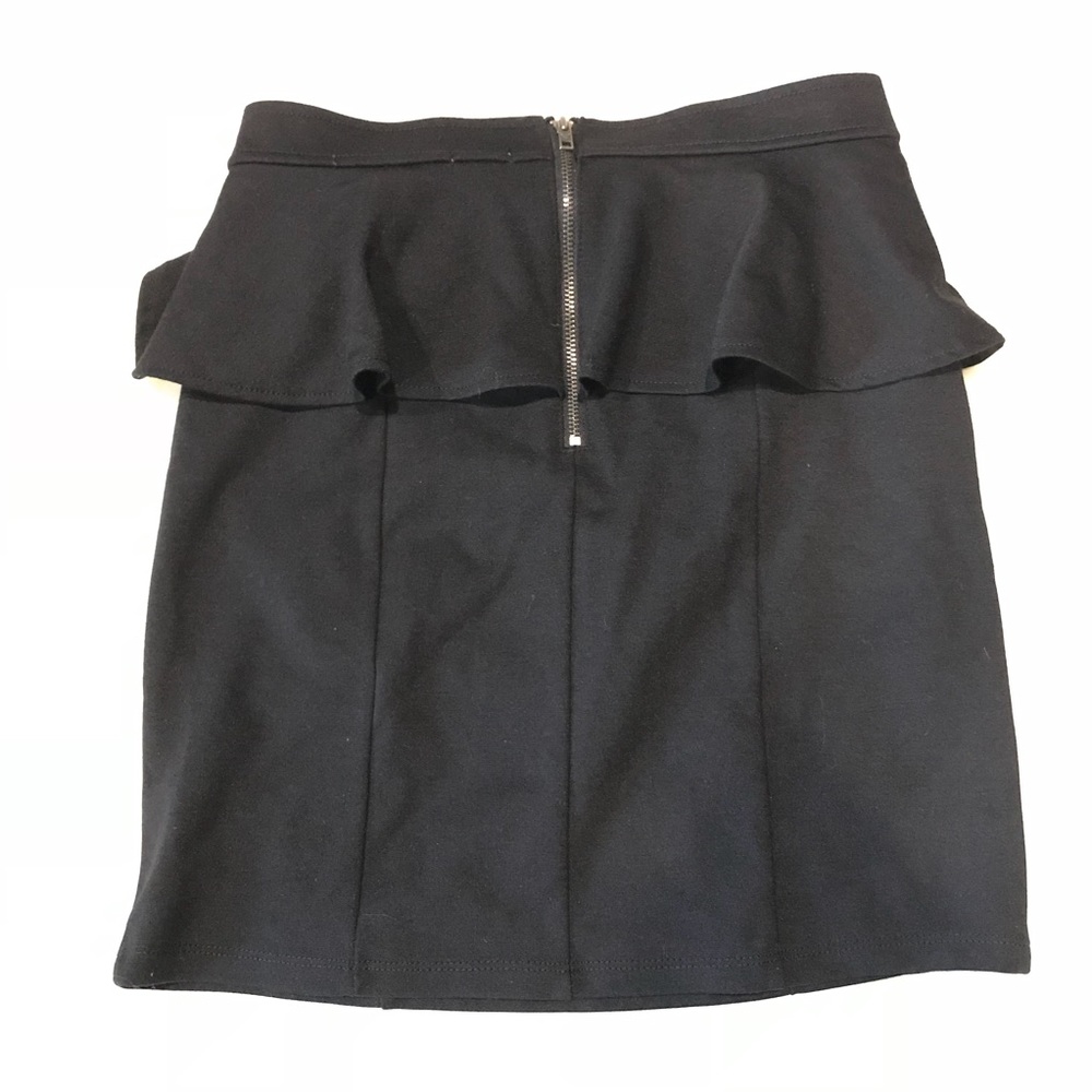 🆕 NWT American Eagle Outfitters Peplum Skirt 2